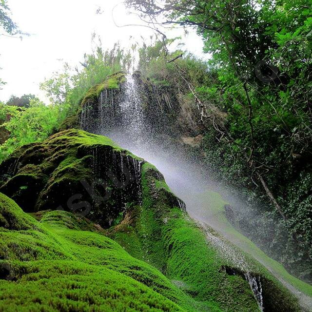 Водопад Креммиотис в Криту Терра – амазонские джунгли на Кипре