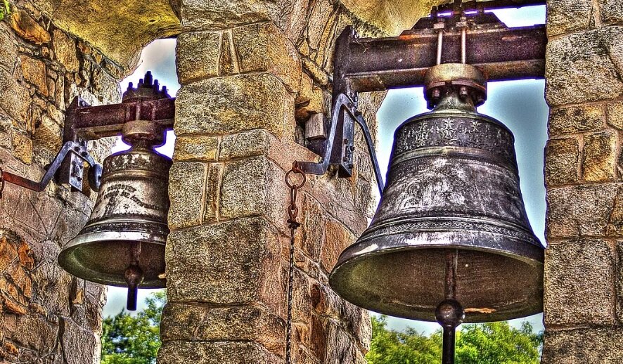 На Кипре прозвенели колокола по случаю превращения собора Святой Софии в мечеть