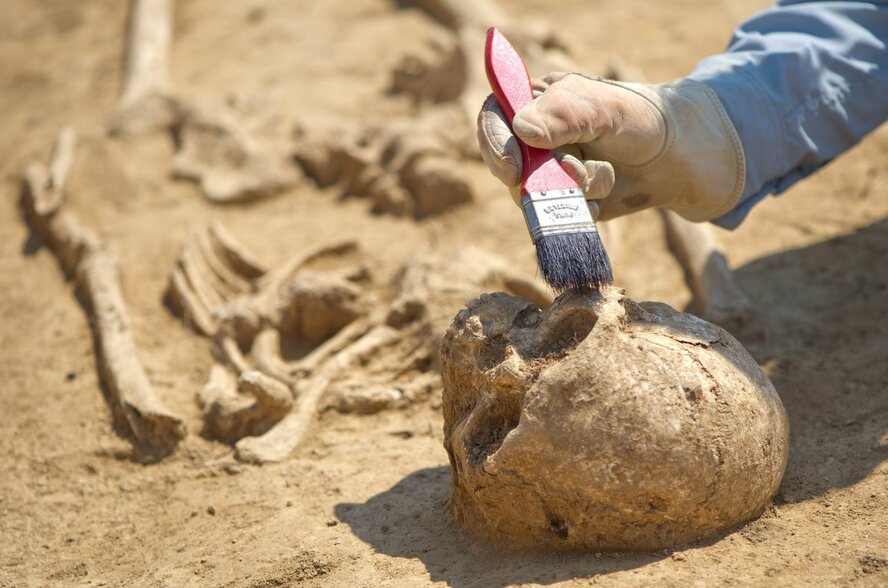 Археологи обнаружили остатки комплекса мастерских бронзового века в районе Лимассола