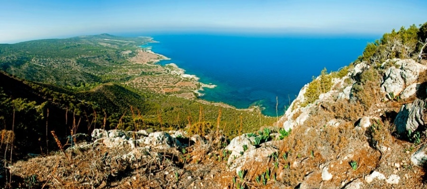 Вид с вершины горы Ригены, Кипр