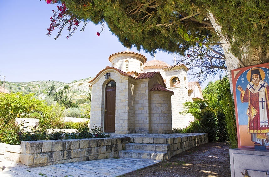 Монастырь Святого Георгия Аламану - один из знаменитых женских монастырей на Кипре: фото 9