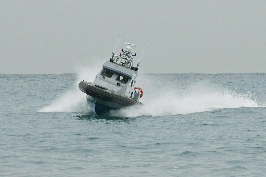 Лодка береговой охраны Кипра, которая патрулирует район Фамагусты.