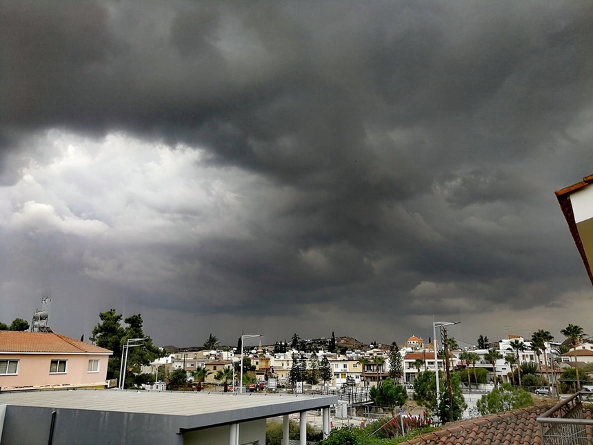 Оранжевый уровень погодной опасности - на Кипр вот-вот обрушится мощный ливень : фото 3