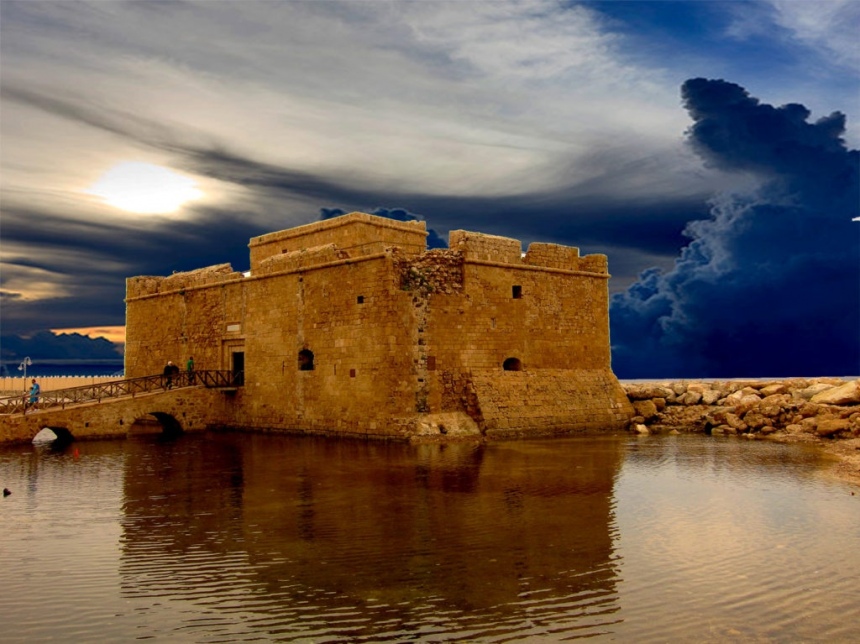 Пафосский замок, Кипр
