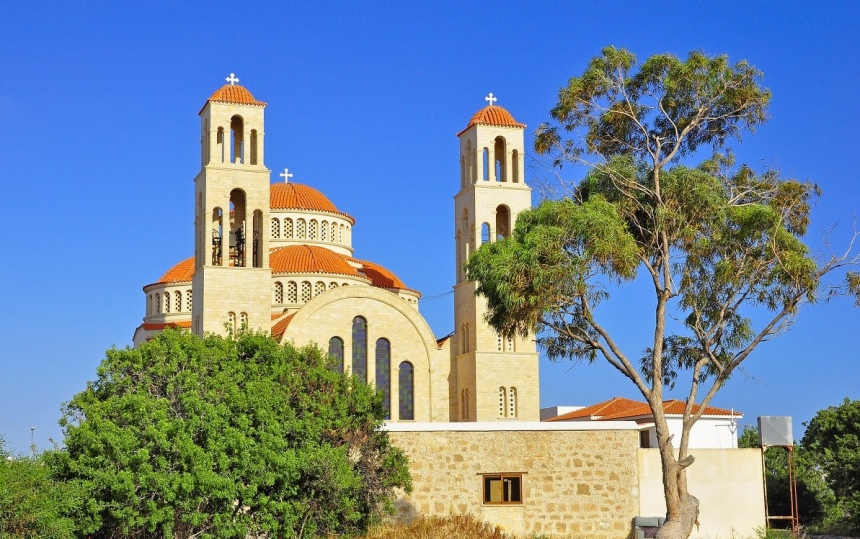 Церковь Святых Бессребренников, Пафос