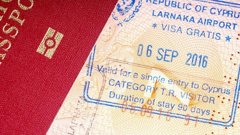 26 новоиспеченных киприотов лишатся своих паспортов. Среди них 9 россиян