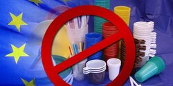 Европарламент запретил продавать одноразовую пластиковую посуду