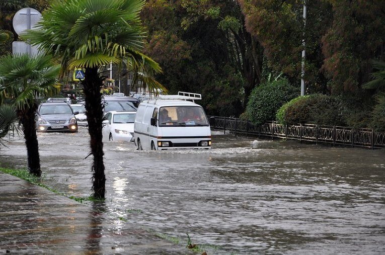 Еще немного ливней и жителей Никосии затопит