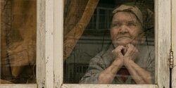 На Кипре 90-летняя старушка оказалась изолированной в собственном доме