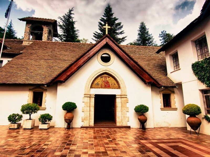 Чудотворные церкви Кипра: места, где можно исцелиться