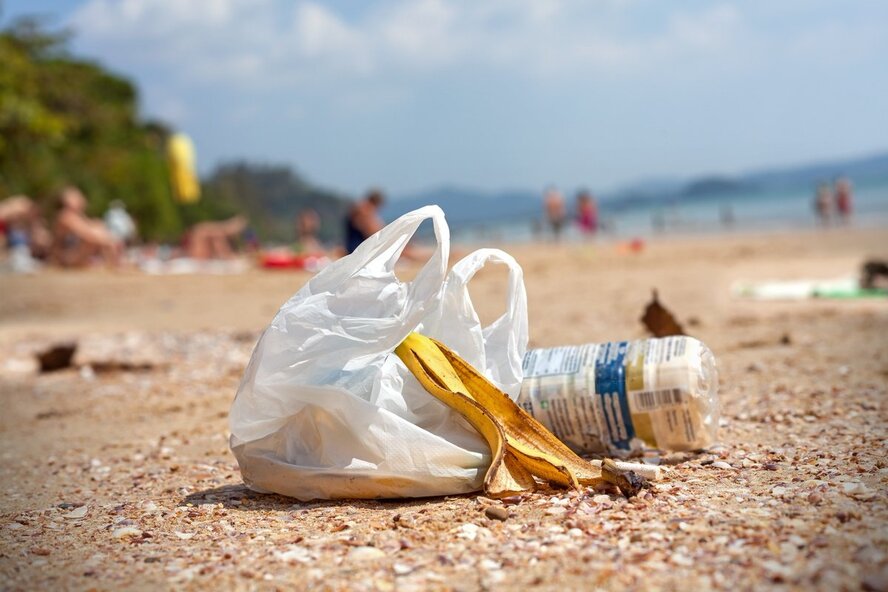 В Лимассоле пройдет субботник по уборке пляжа от мусора