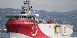 Провокация или газификация: к берегам Кипра приближается четвертый турецкий корабль 
