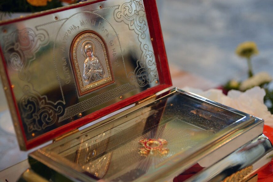 На Кипр доставят мощи святой Матроны Московской