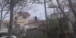 Житель Ларнаки грозился поджечь себя на крыше дома (Фото и видео)