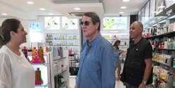 Никос Анастасиадис приехал в Лимассол на субботний шоппинг