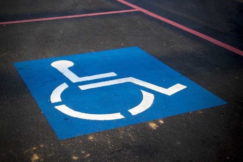 Кому на Кипре со значком инвалида жить хорошо?