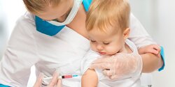 Больше половины жителей Кипра считают вакцины безопасными
