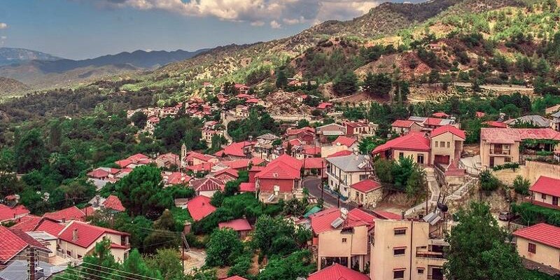 Почему кипрская деревня Фини носит такое название?
