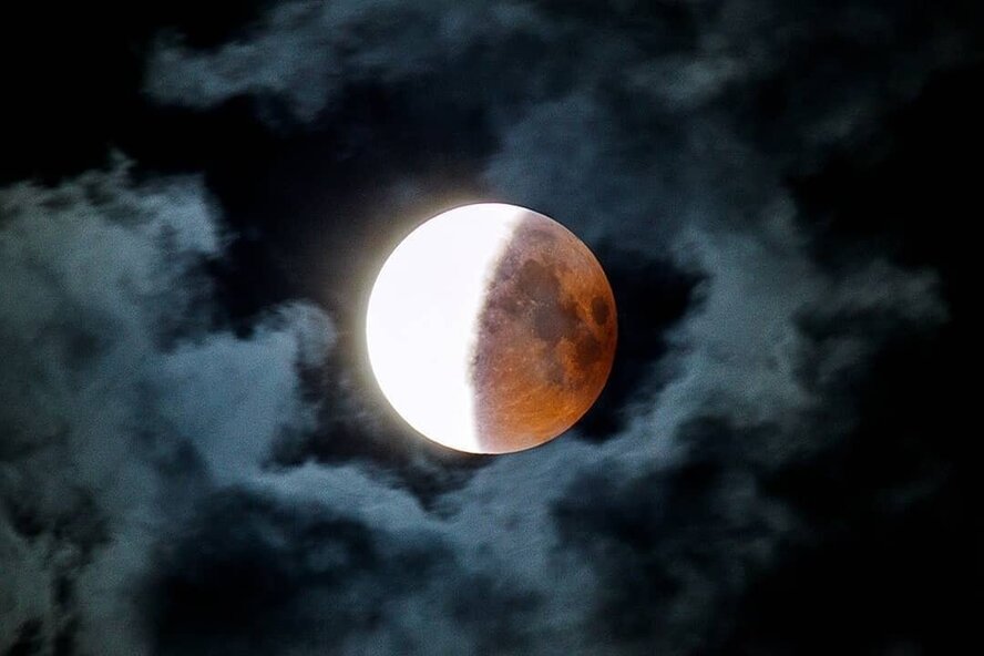 Жители Кипра увидят последнее лунное затмение года