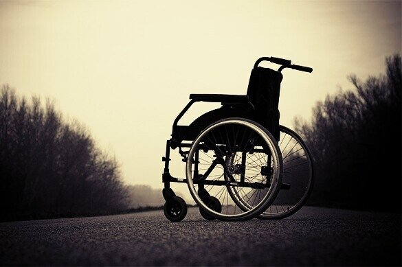 В столице Кипра взбунтовались инвалидные коляски (Фото)