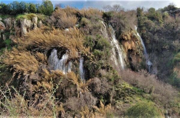 Фантастические водопады в Трозене