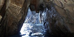 На Кипре найдена редкая пещера, от красоты которой захватывает дух!