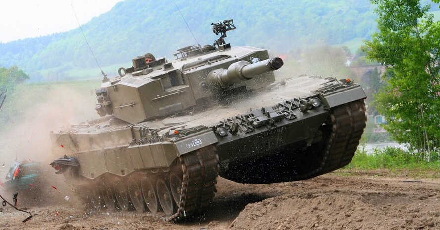 Турция перебросила 42 новых боевых танка на Северную часть Кипра