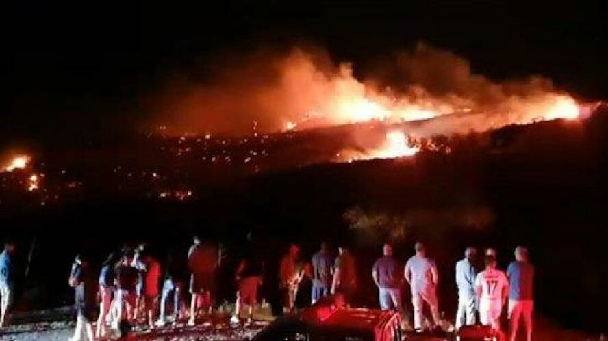 Мощный взрыв на Северном Кипре. Речь идет о сбитом истребителе или ракете комплекса С-300