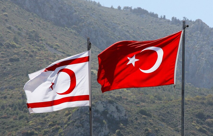 Почему турки-киприоты живут в Республике Кипр, а служат - в «ТРСК»