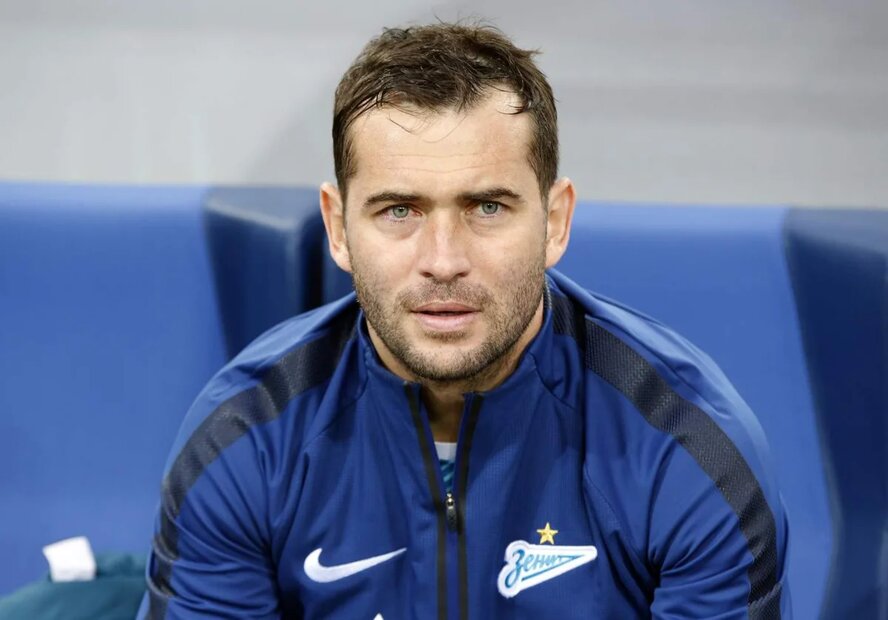Кержаков покинул пост главного тренера футбольной команды «Кармиотиссы» на Кипре