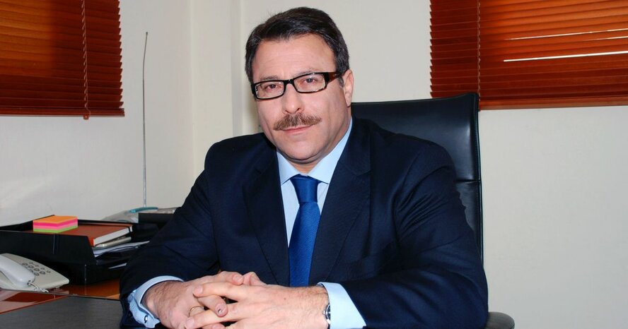 Бывший парламентарий Кипра был пойман за превышение скорости, когда спешил на суд по предыдущему превышению