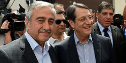 Греко-кипрская и турко-кипрская общины возобновили переговоры