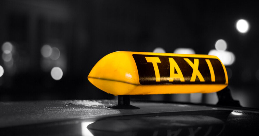 Истории кипрских таксистов: необычные находки в такси