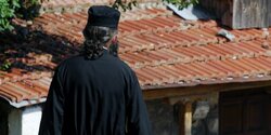 Кипрский священник задержал преступника