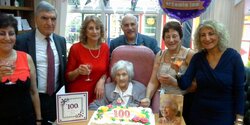 Королева «чипс энд фиш» из Пафоса отметила 100-летие в Бирмингеме (фото)
