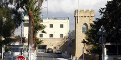 Коррупция в тюрьме на Кипре: надзиратель пойман с наркотиками и незаконным оружием