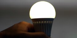 На Кипре можно сэкономить на электричестве 10 евро с одной LED-лампочки