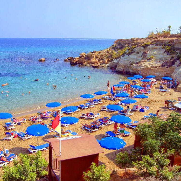 На Кипре сократится количество муниципальных пляжей