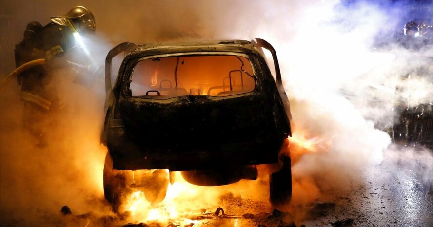 Ночью на Кипре сожгли три автомобиля на 9 тыс евро