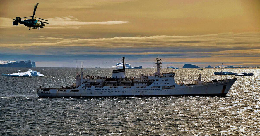 Российское океанографическое судно пришло в Лимассол