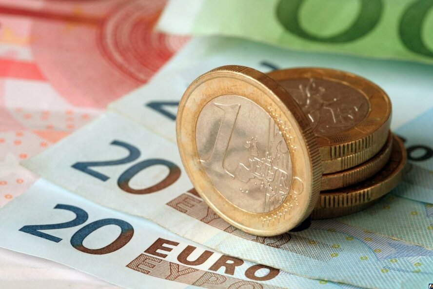 Северный Кипр будет переходить на евро