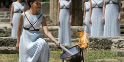 В Греции зажгли огонь олимпийских игр-2016.