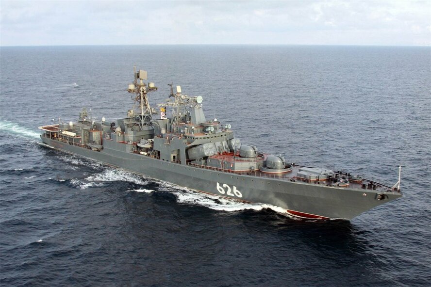 «Вице-Адмирал Кулаков» в порту Лимассола