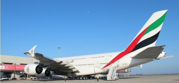Второй за сутки A380 совершил экстренную посадку в аэропорту Ларнаки