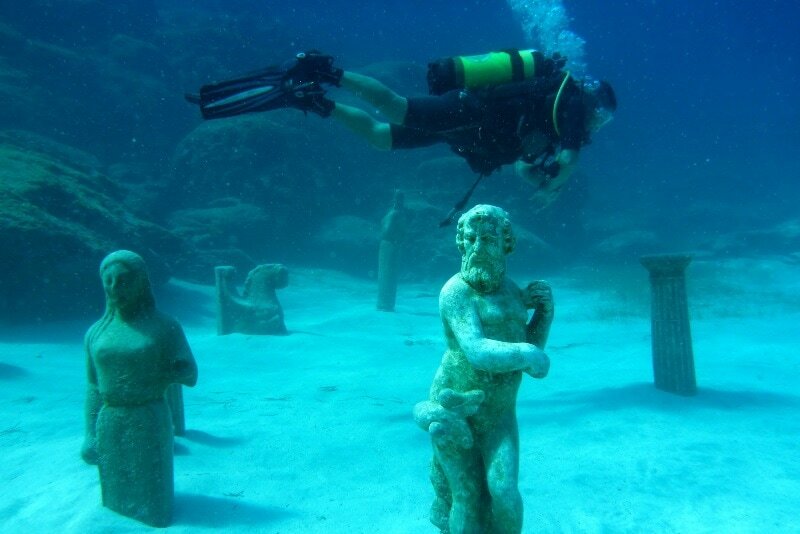 Парк скульптур под водой в Айя-Напе