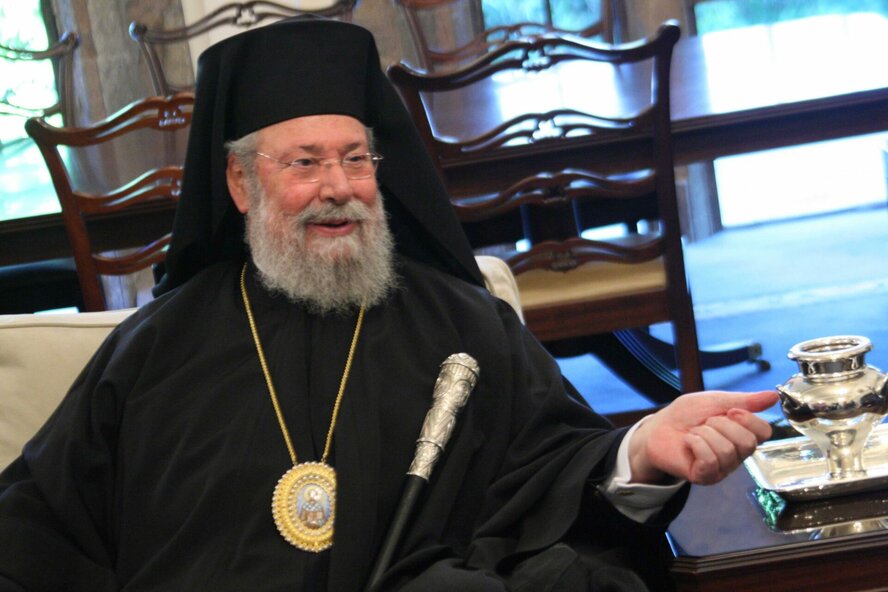 После продолжительной борьбы с раком на Кипре скончался архиепископ Хризостомос II