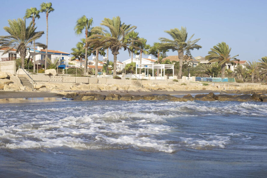 В Ларнаке в море утонули 2 женщины