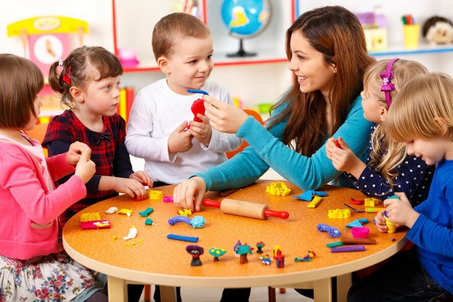 Кипр планирует запустить программу стимулирования обучения и питания для детей в возрасте до 4 лет