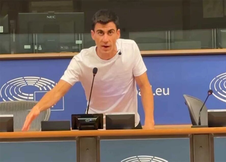 Кипрский депутат Европарламента Фидиас Панайоту объявил, что поедет в Россию Кипрский депутат Европарламента Фидиас Панайоту объявил, что поедет в Россию
