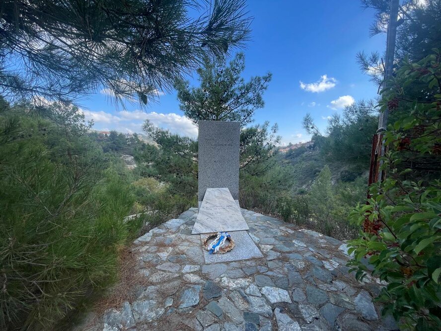 Мемориал «Битва у сосны» в Киперунте